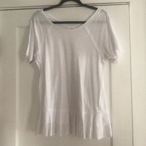 Amaryllis by Ashlee Nichols tee